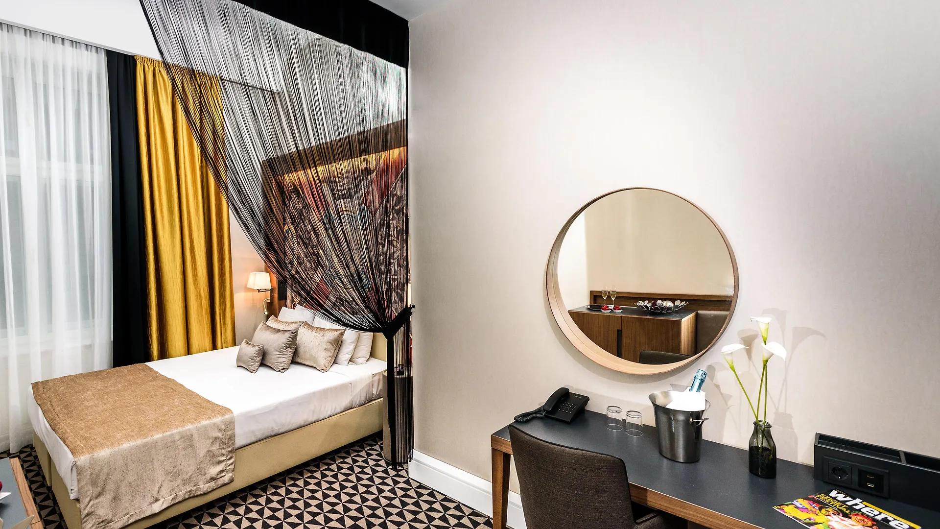 Hotel Moments Budapest By Continental Group 4*,
