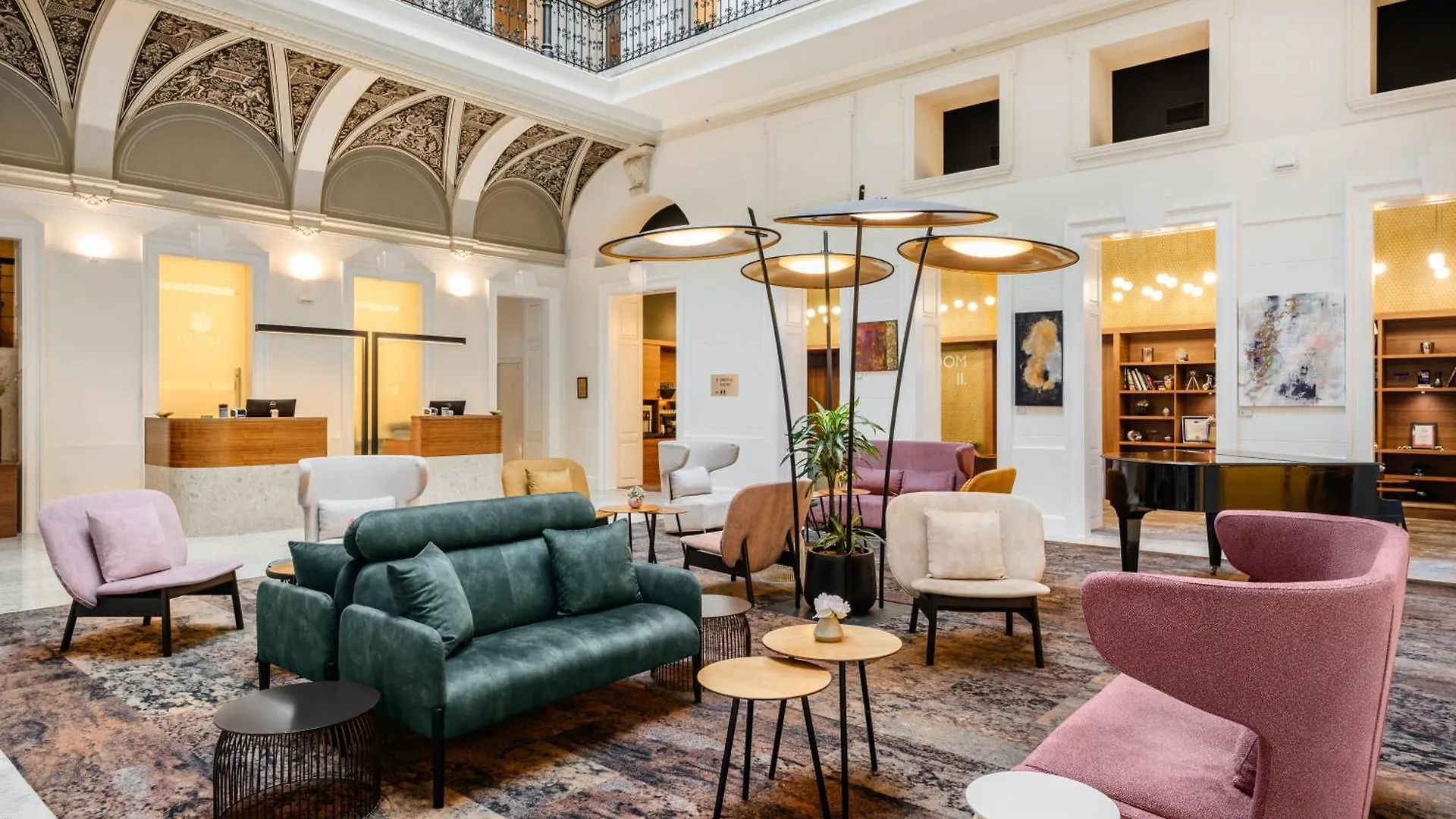****  Hotel Moments Budapest By Continental Group Węgry