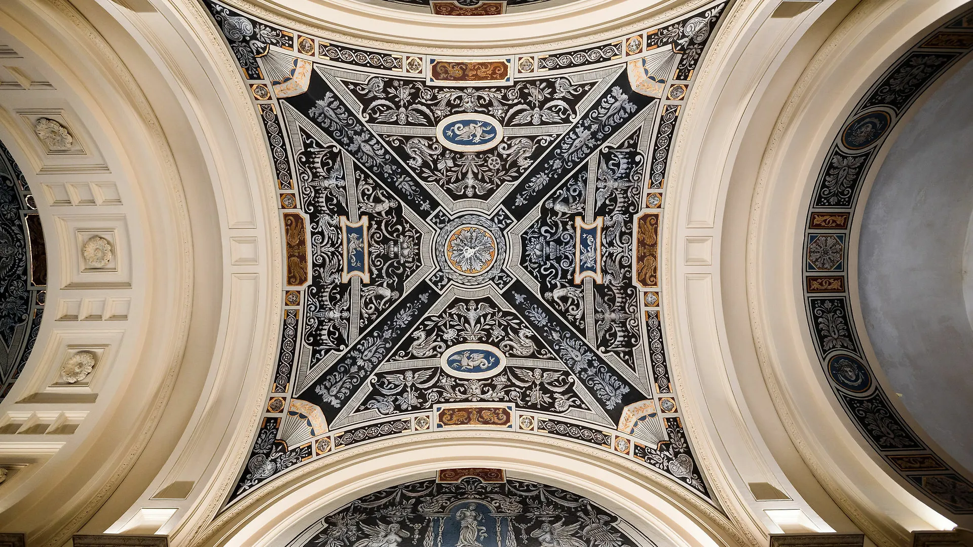 ****  Hotel Moments Budapest By Continental Group Ungarn