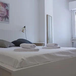 Apartment Flateli Roger 6 