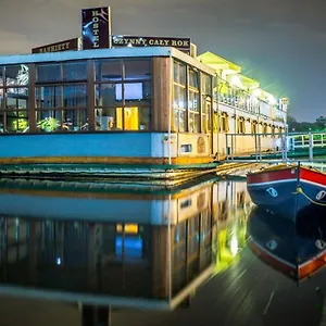 The Boat - Hostel&chill Polen