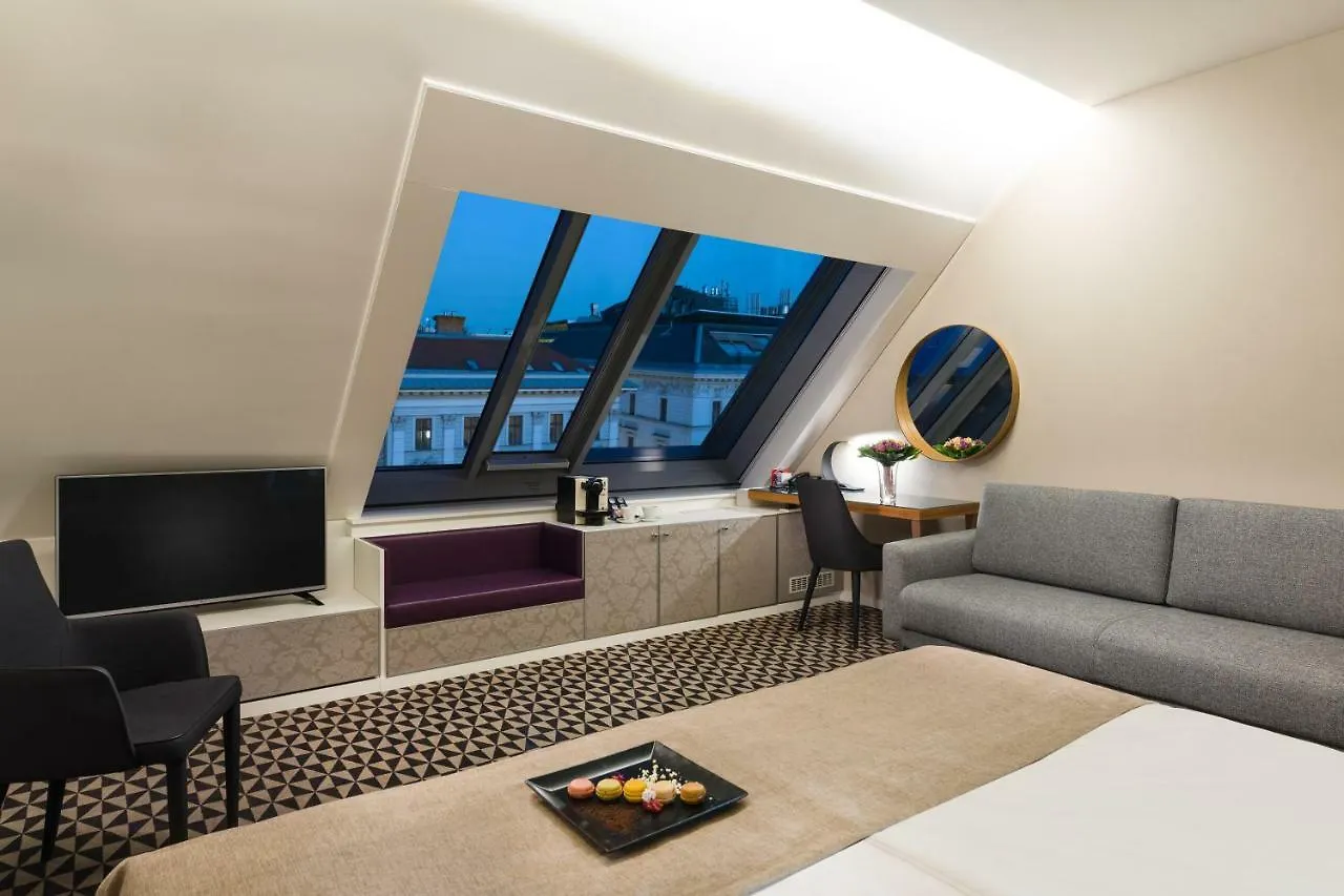 Hotel Moments Budapest By Continental Group